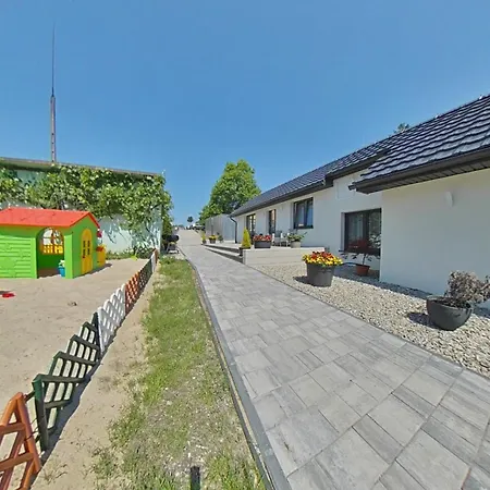 Arka Apartment *